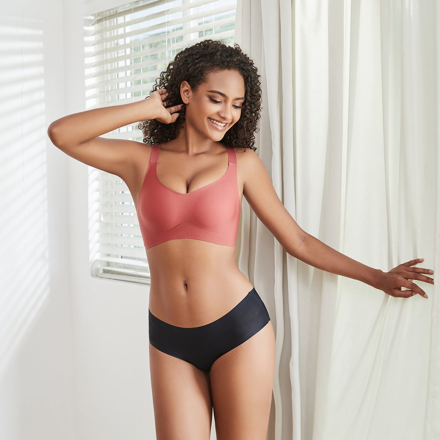 Yunleeb Seamless Bra Feel Air T-Shirt Wireless Bra with Support -Red