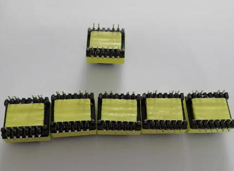 EE19 multi-slot transformers for high voltage output applications