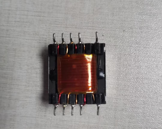 EFD20 high frequency transformer front view for compact PCB systems