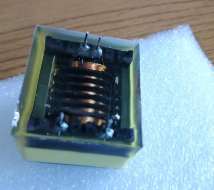 ER28 multi-slot inverter transformer side view