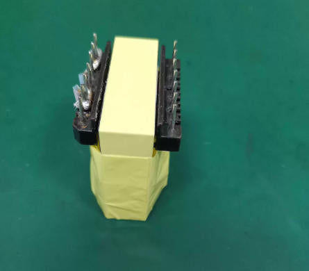 ER EC424515 transformer side structure for industrial applications
