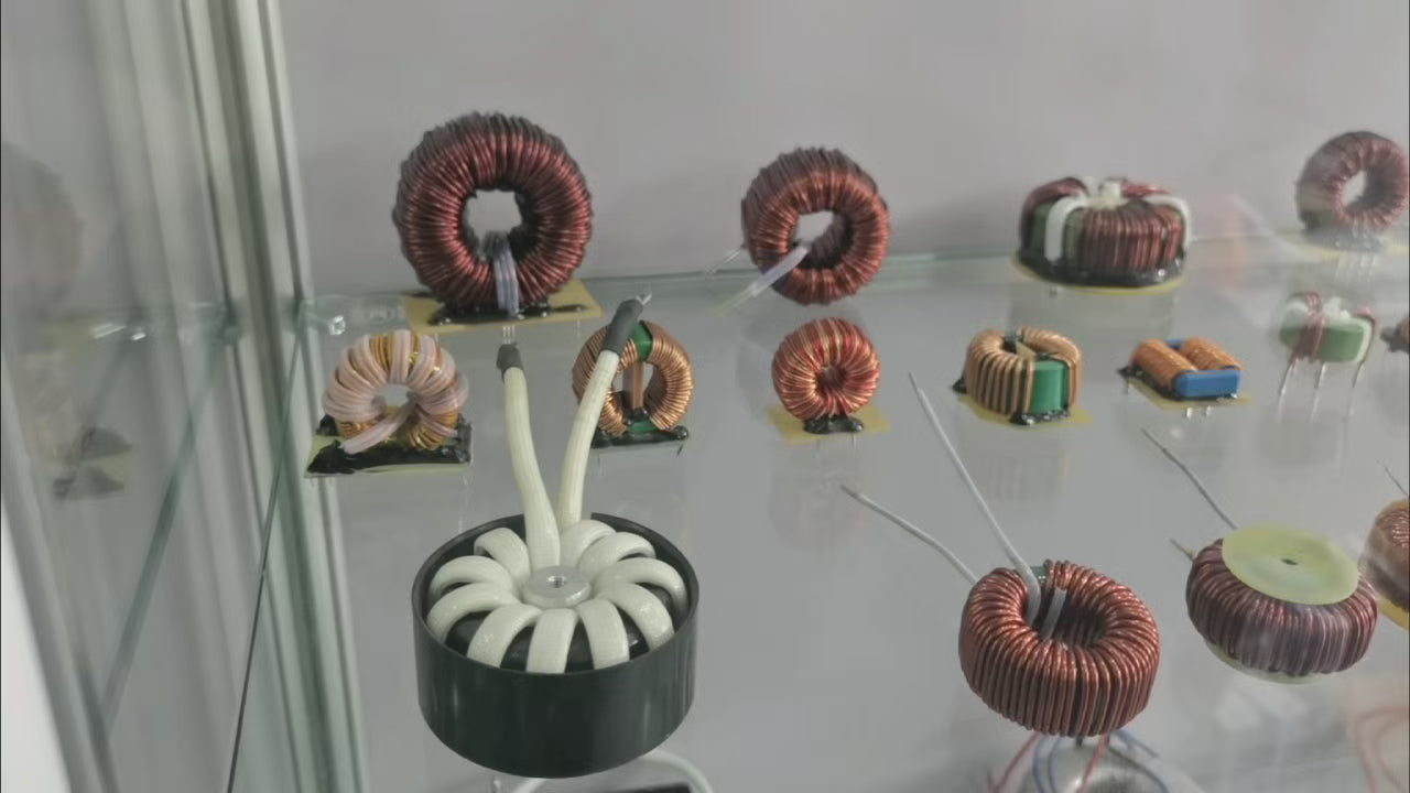 Custom High-Frequency Inductors & Specialized Magnetic Components